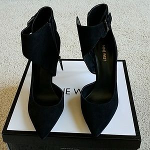 Nine West black suede heels
